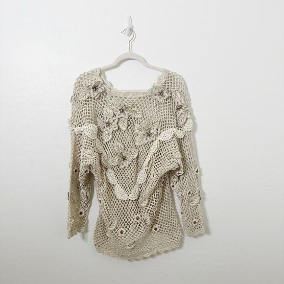 Lim's Vintage Hand Crocheted Pullover Sweater Tan Floral Applique Beaded - Picture 2 of 5